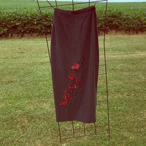 Long embroidered vintage skirt